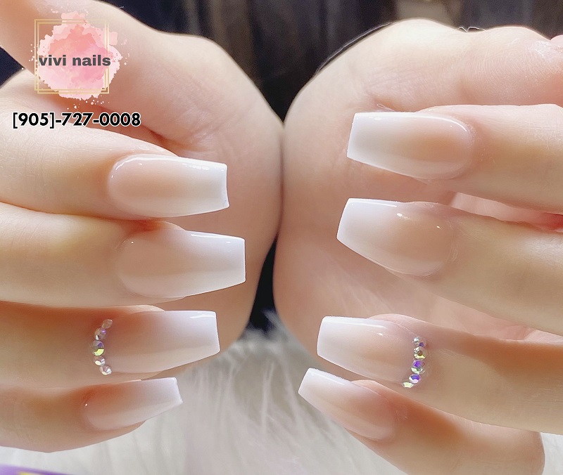 Nail salon Aurora | Vivi nails | Aurora, ON L4G 2N9