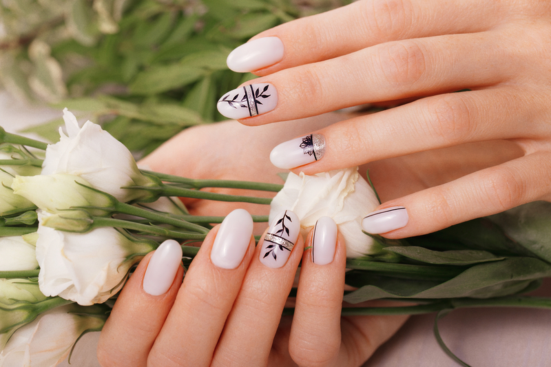 V-.-Jolie-Nails-Spa-Nail-salon-in-Newport-Beach-CA-92661