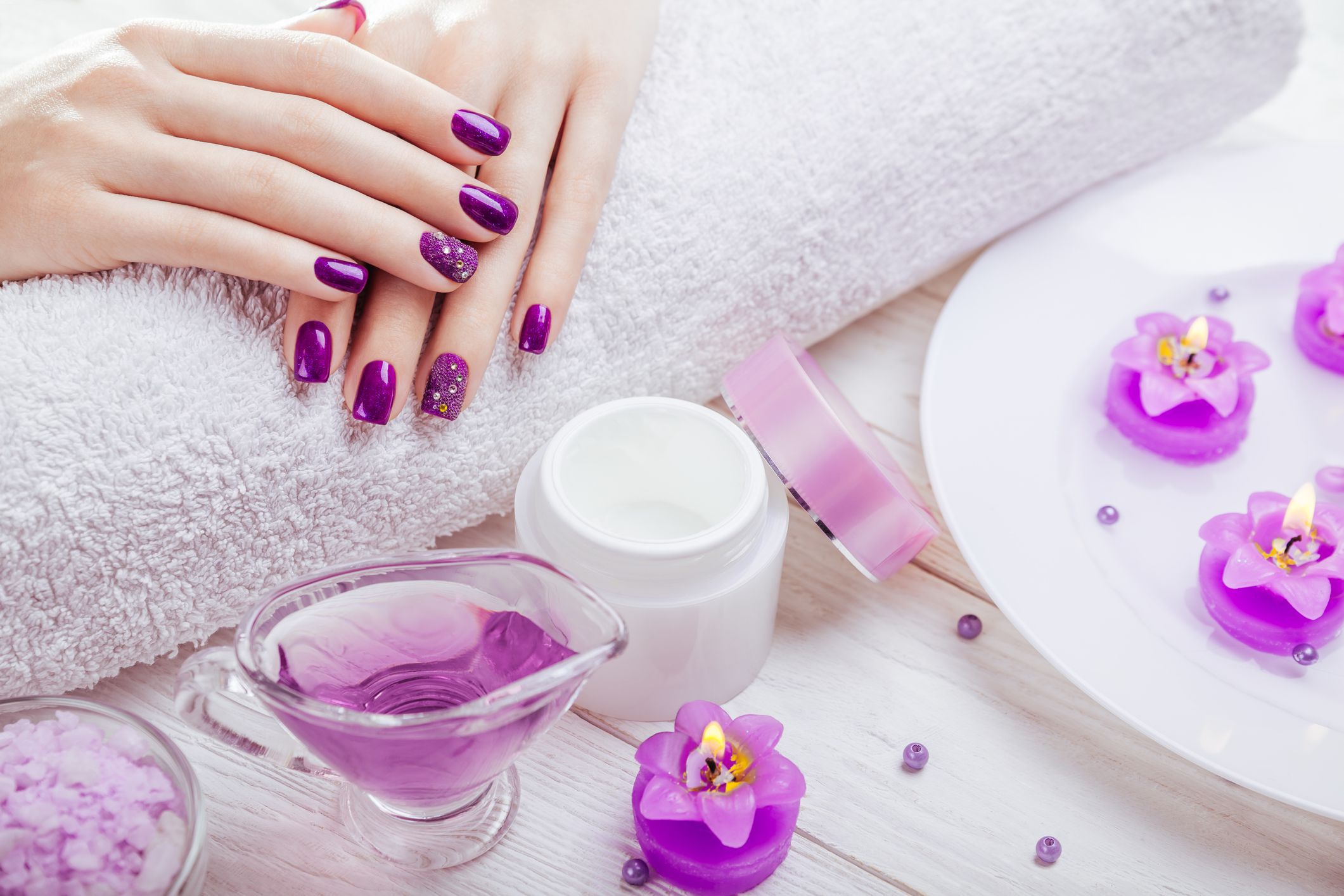 Vogue Nail Lounge - Nail salon in Oakton VA 22124